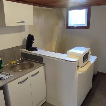 Hypercentre A 2 Pas De La Gare. N°3